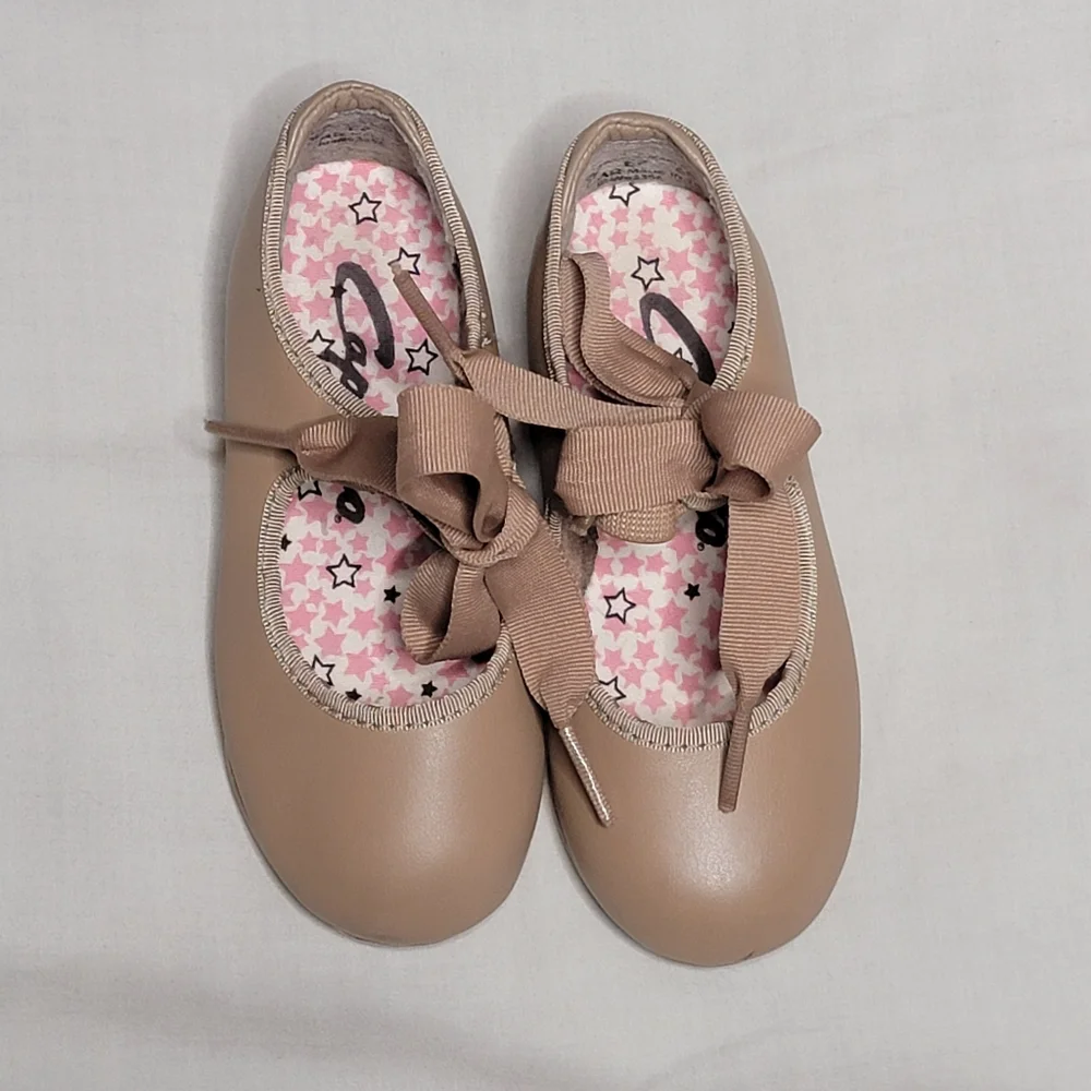 Capezio Girl's Tap Shoes Size 7  Tan